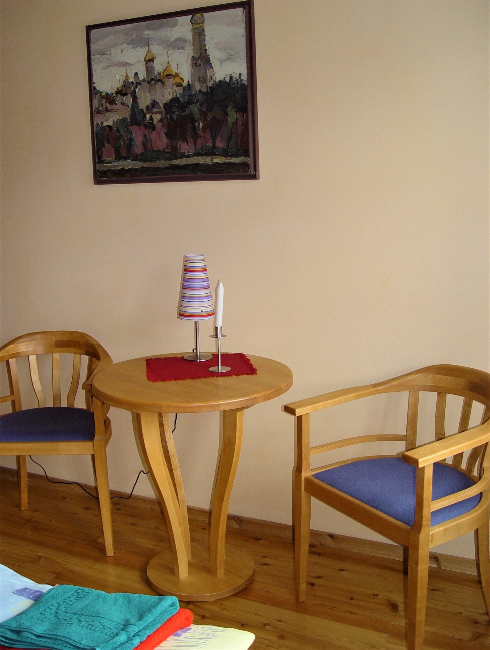 Double room at Aika – seating area