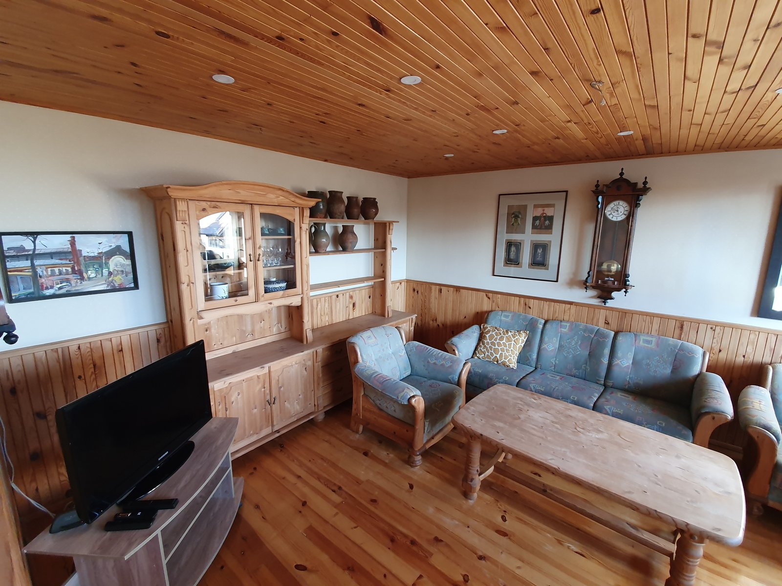 Two-bedroom apartment – living room